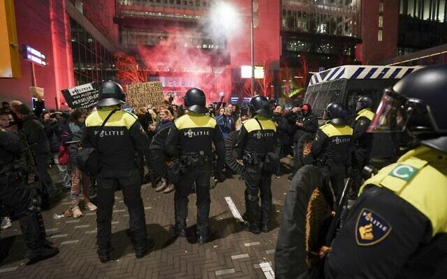 Protests against partial lockdown in the Netherlands