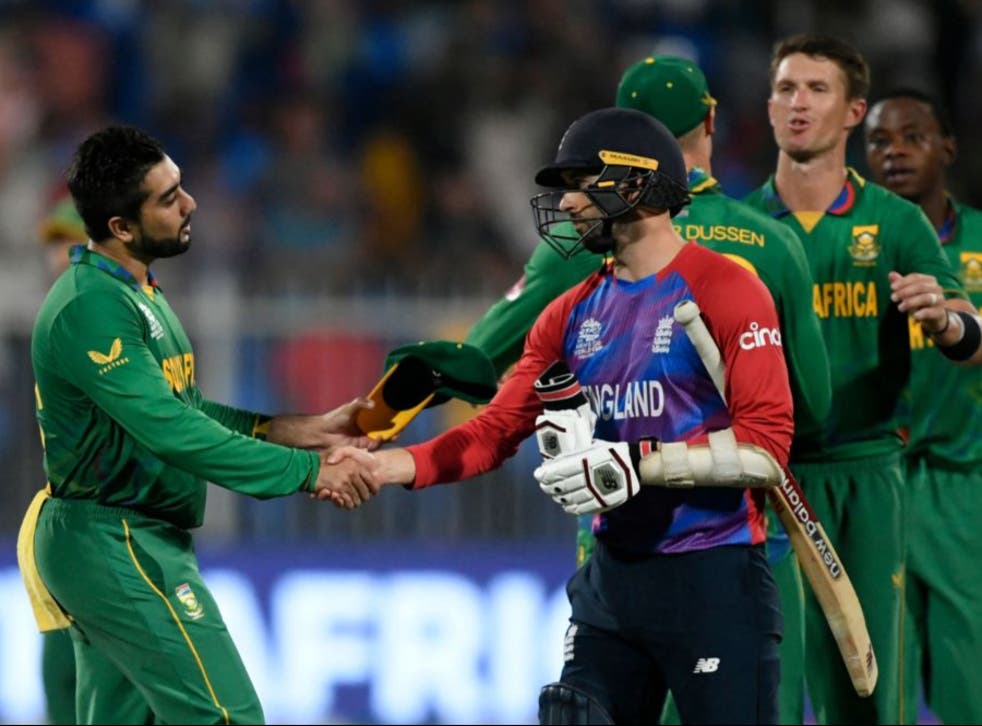 South Africa out of the semi-finals despite beating England