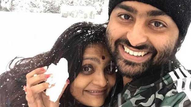 Singer Rajjit Singh and his wife Korona Kashkar