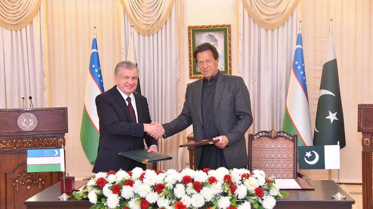 Uzbek President Shavkat Mirziyoyev Meet PM Imran Khan