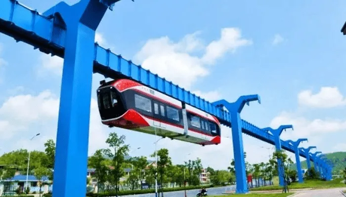 China; Air-borne fuel-free train introduced