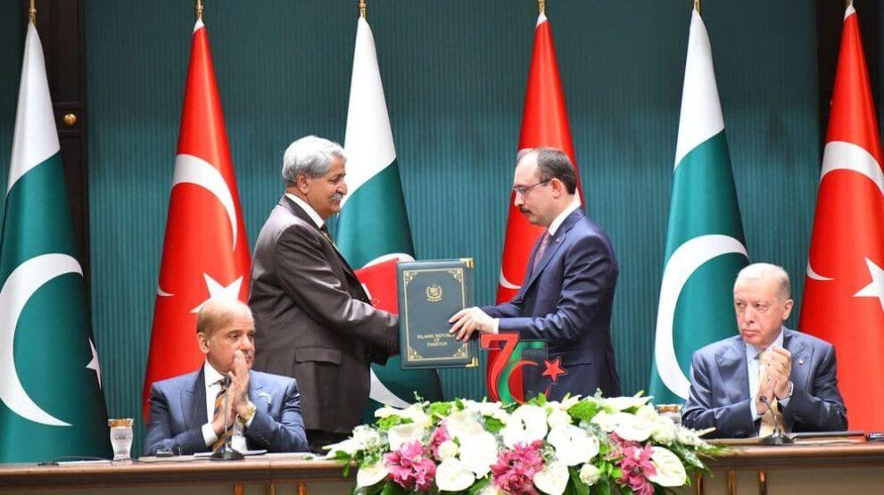 Commerce Naveed Qamar Agreement in Turkey