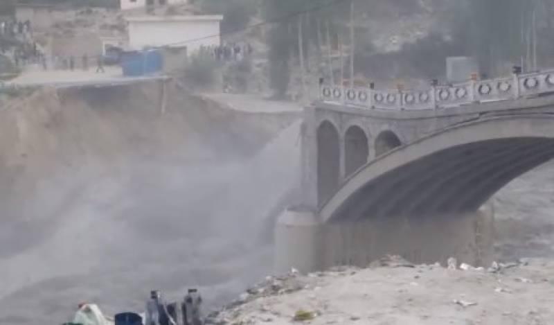 Destruction everywhere due to floods, the Karakoram Highway was closed at many places